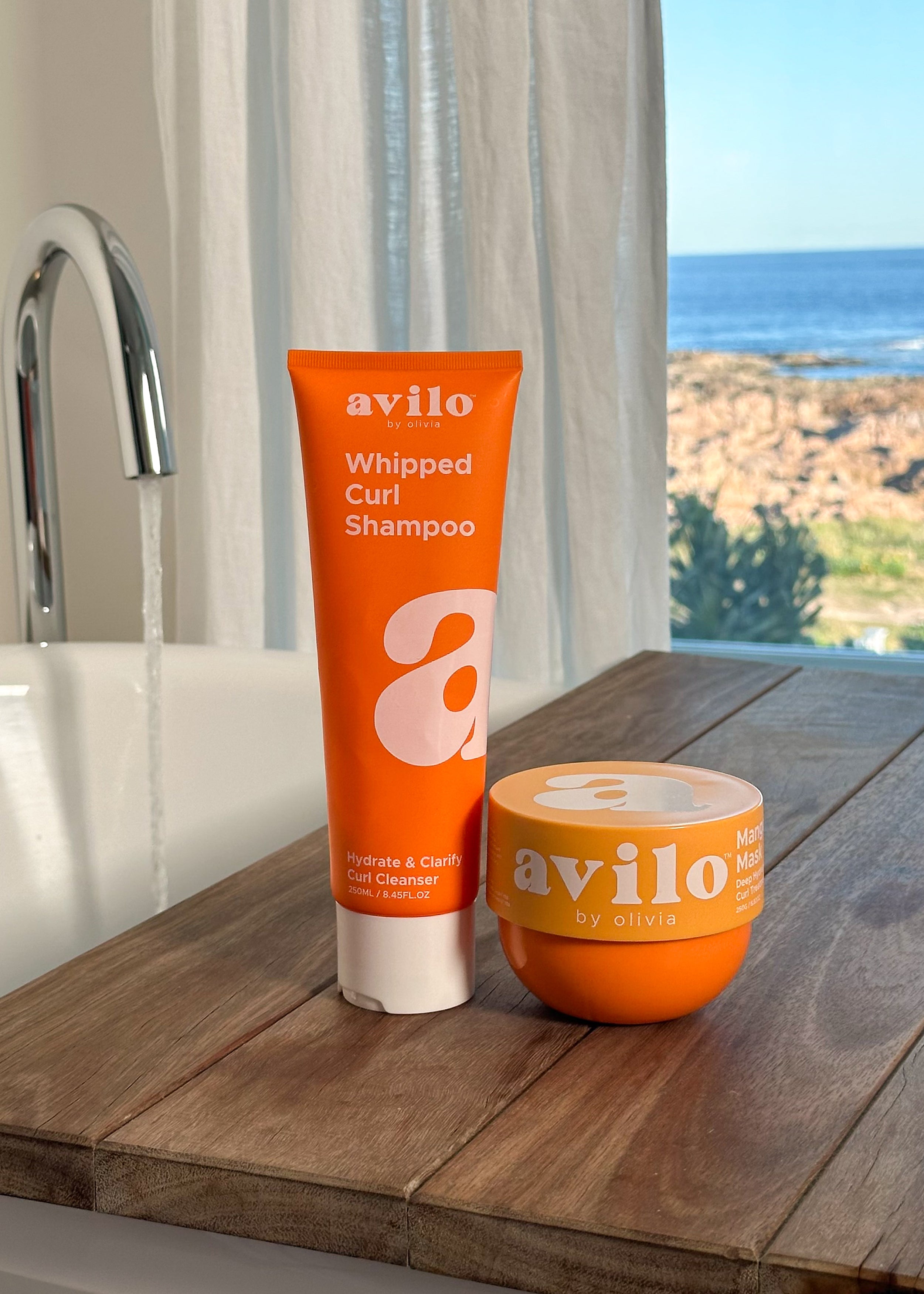 Avilo shampoo product lifestyle photography
